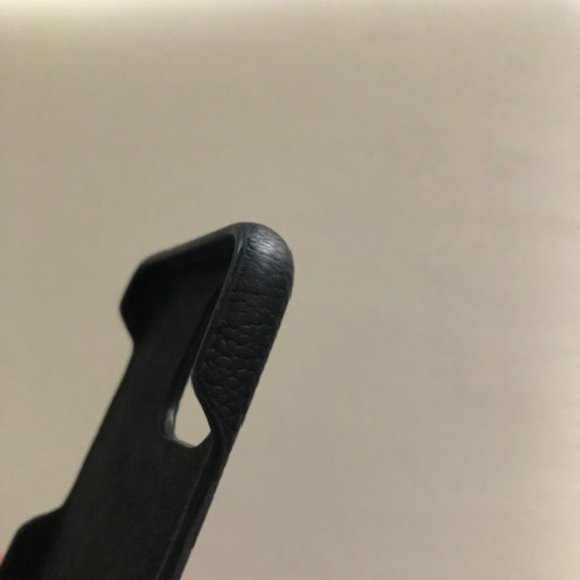 Louis Vuitton Phone Case - 11 Pro - Picture 7 of 9